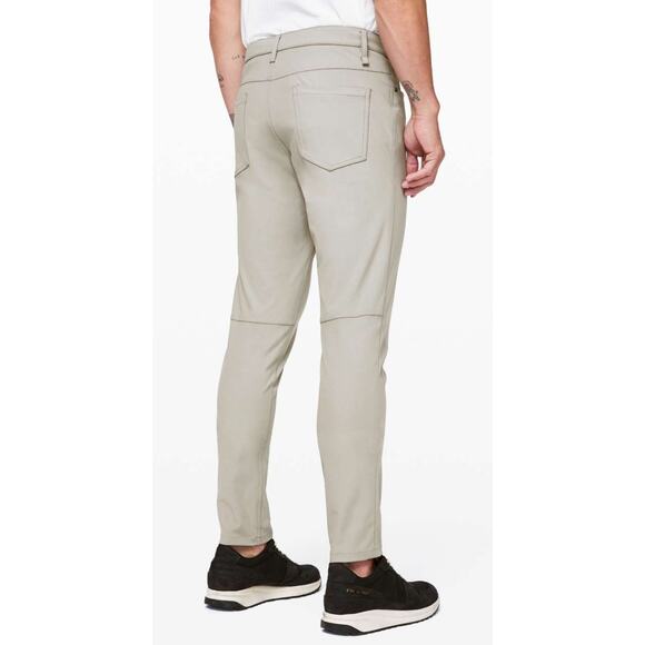 Lululemon ABC Pant Slim Warpstreme
Riverstone 33 x 32” Casual Outdoors Athletic - Picture 2 of 11